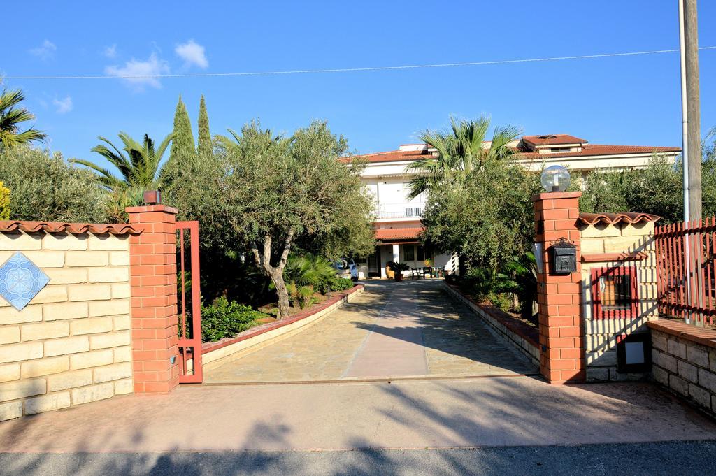 Sovareto Mare Sciacca Ruang foto
